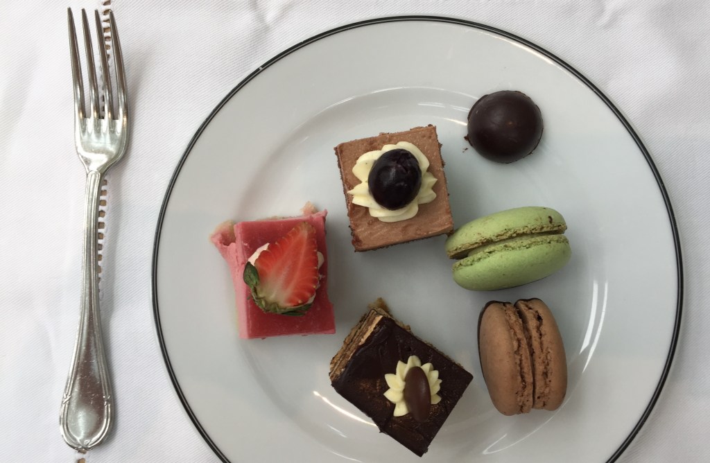 Vietnam & Singapore take the&nbsp;cake